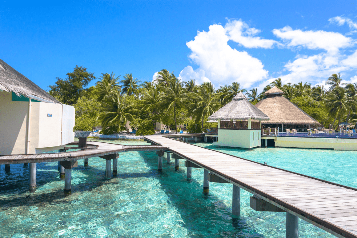 Maldives_bungalow